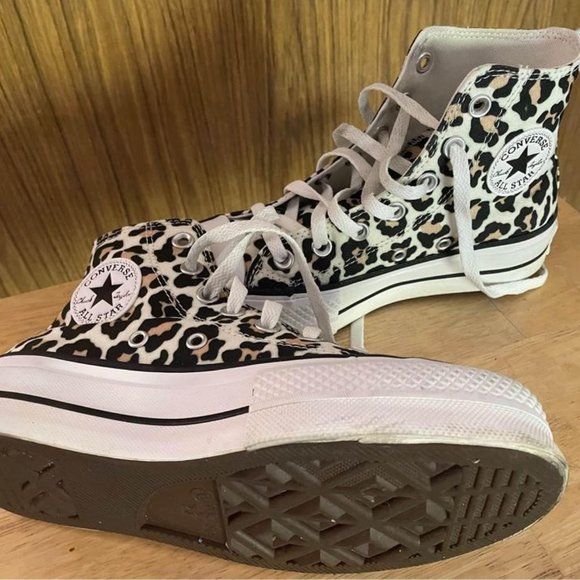 Sneakers - Picture 1 of 3